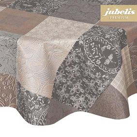 Nappe infroissable en plastique
